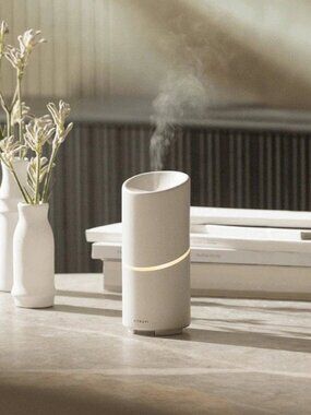 Vitruvi Move Cordless Essential Oil Diffuser Cream Portable Ultrasonic